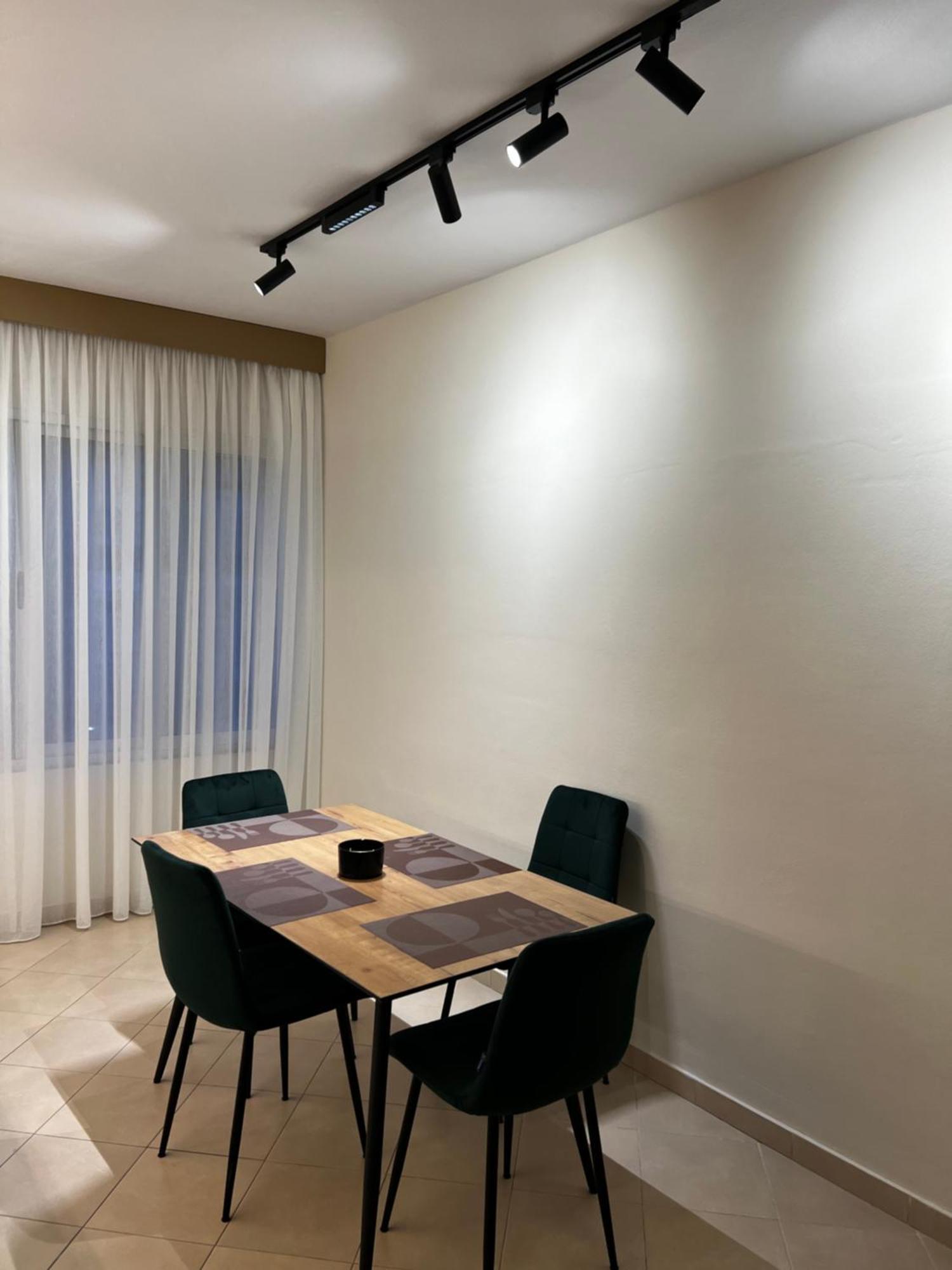 Sunset Charm Retreat With Panorama View Apartment *